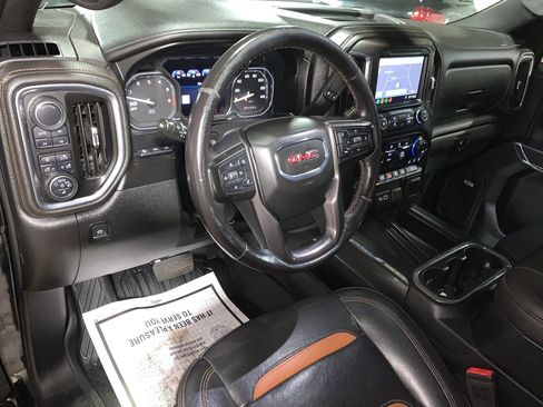 Used 2019 GMC Sierra 1500 AT4 w/ AT4 Premium Package AWD/4WD image 9