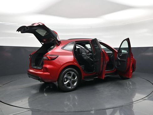 Certified 2023 Ford Escape ST-Line w/ Tech Pack #1 FWD image 5