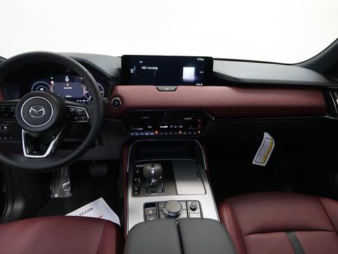 New 2025 MAZDA CX-70 Plug-In Hybrid w/ Premium Plus image 42