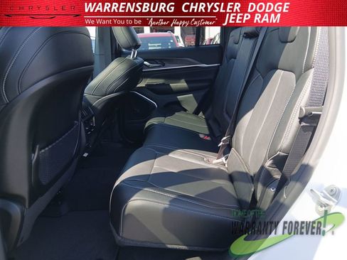 New 2026 Jeep Grand Cherokee Limited image 14