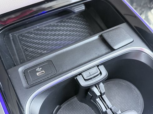 Used 2025 Mercedes-Benz GLB 250 image 63