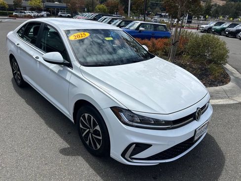 Used 2025 Volkswagen Jetta S FWD image 7