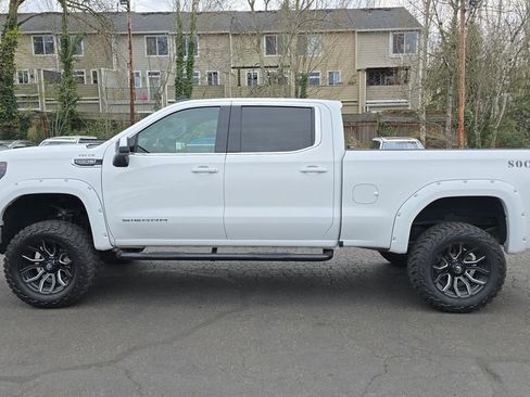 Used 2024 GMC Sierra 1500 SLE w/ X31 Off-Road Package image 6