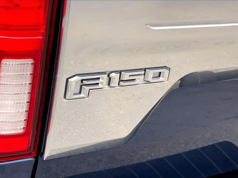 Used 2019 Ford F150 Platinum w/ Equipment Group 701A Luxury image 10