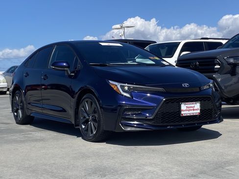 Certified 2025 Toyota Corolla SE image 2