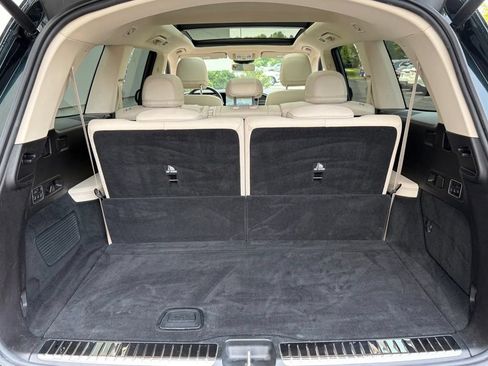 Used 2023 Mercedes-Benz GLS 450 4MATIC image 30