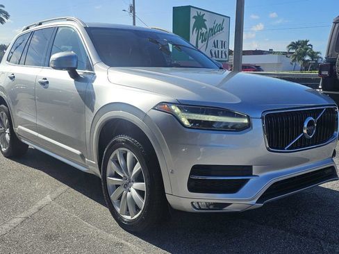 Used 2018 Volvo XC90 T5 Momentum w/ Convenience Package FWD image 28