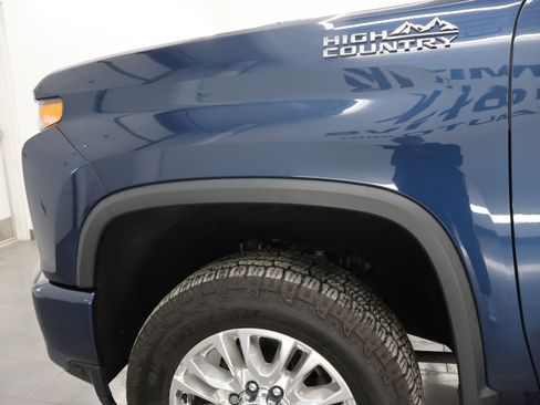 Used 2021 Chevrolet Silverado 2500 High Country w/ Z71 Off-Road Package image 41