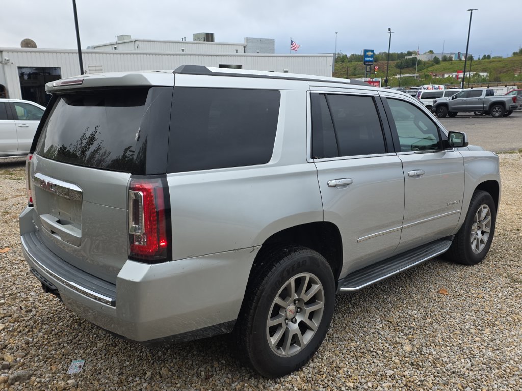 Used 2017 GMC Yukon Denali AWD/4WD image 6