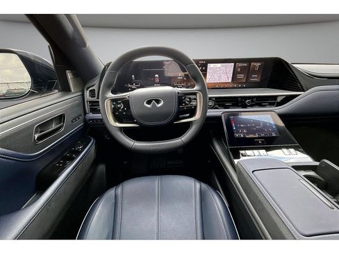 Used 2026 INFINITI QX80 4WD w/ Sport Exterior Package image 8