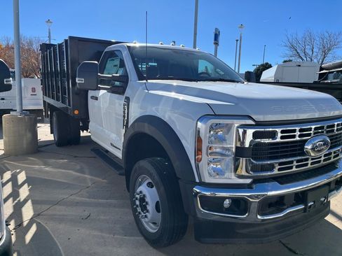 New 2025 Ford F550 4x4 Regular Cab Super Duty image 1