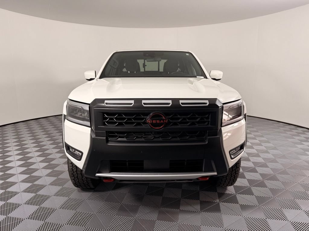 Used 2026 Nissan Frontier PRO-4X AWD/4WD image 3