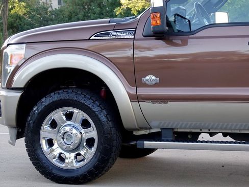 Used 2012 Ford F250 King Ranch w/ King Ranch w/Chrome Pkg image 23