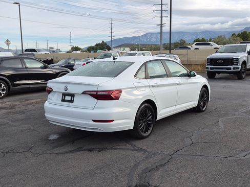 Used 2020 Volkswagen Jetta S w/ Driver Assistance Package FWD image 3