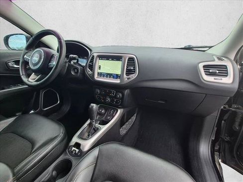 Used 2018 Jeep Compass Latitude w/ Popular Equipment Group AWD/4WD image 20
