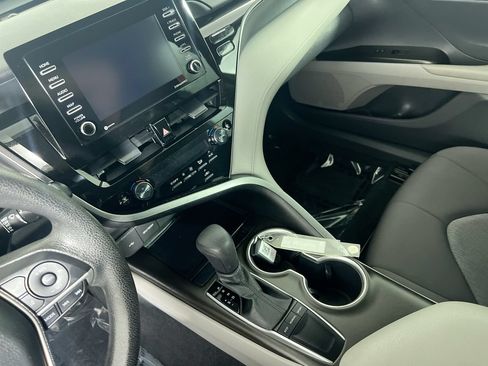 Used 2023 Toyota Camry LE FWD image 23