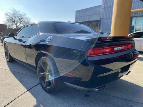 Used 2013 Dodge Challenger R/T Plus image 8
