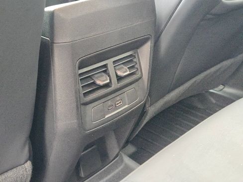 Used 2024 Chevrolet Colorado Z71 w/ Z71 Convenience Package 2 AWD/4WD image 33