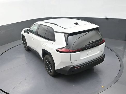 Used 2026 Toyota RAV4 XLE Premium FWD image 27