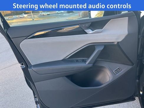 New 2026 Volkswagen Tiguan SE R-Line image 7