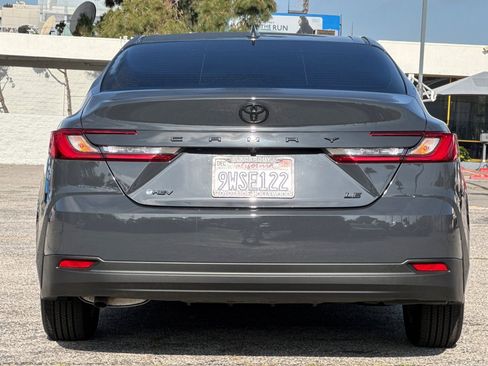 Used 2026 Toyota Camry LE FWD image 5