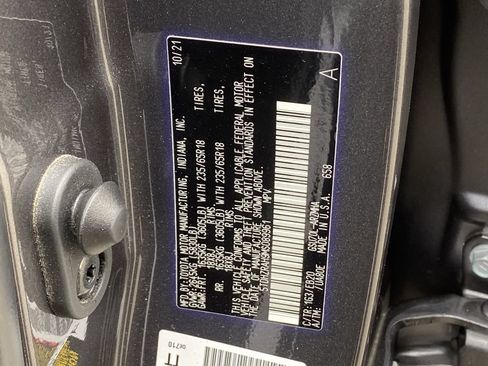 Used 2021 Toyota Highlander XLE FWD image 37
