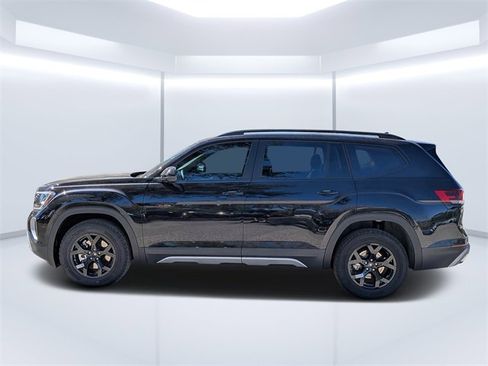 New 2026 Volkswagen Atlas Peak Edition image 32