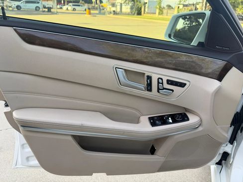 Used 2014 Mercedes-Benz E 350 Sedan image 11