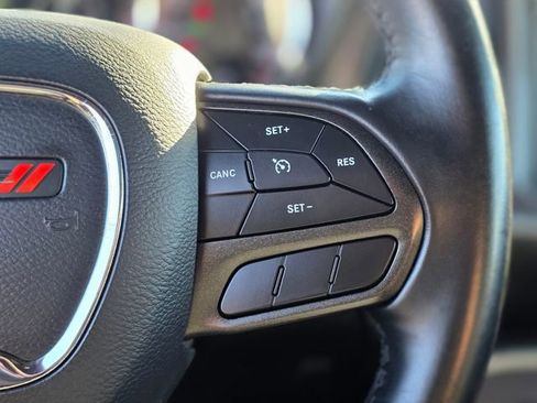 Used 2020 Dodge Challenger SXT image 23