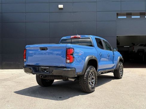 Used 2025 Chevrolet Colorado ZR2 AWD/4WD image 5