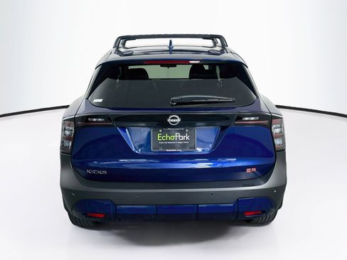 Used 2025 Nissan Kicks SR FWD image 7