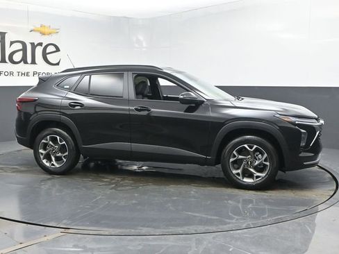 New 2026 Chevrolet Trax LT w/ Driver Confidence Package image 27