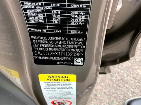 Used 2023 Land Rover Discovery Sport S R-Dynamic image 31