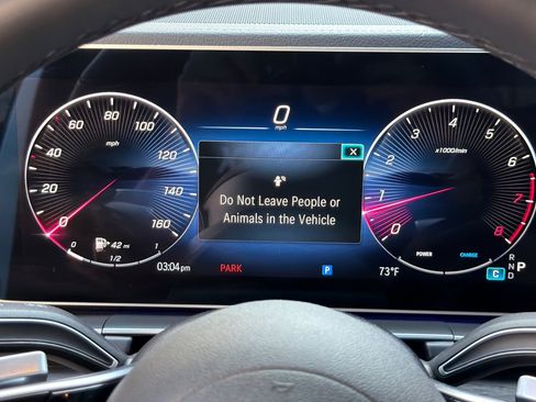 Used 2025 Mercedes-Benz GLE 450 4MATIC Coupe w/ Night Package image 24