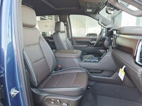 New 2026 GMC Sierra 2500 Denali w/ Denali Reserve Package AWD/4WD image 21