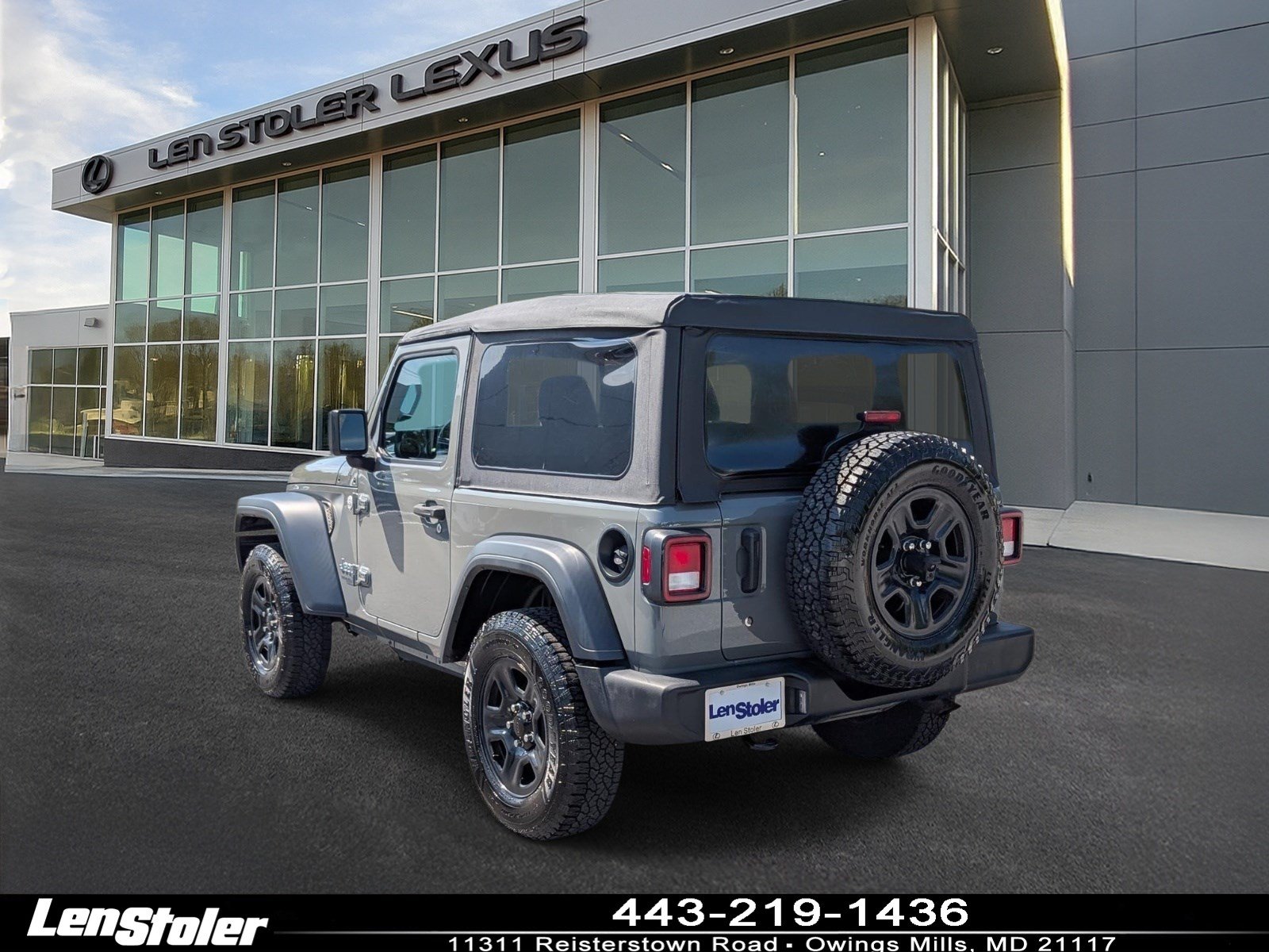 Used 2018 Jeep Wrangler Sport AWD/4WD image 5