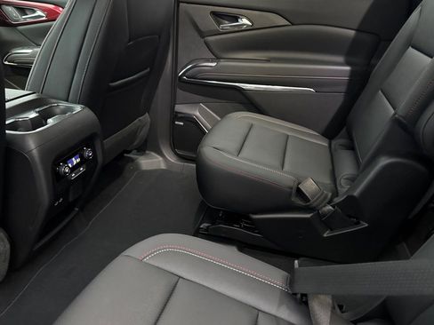 New 2026 Chevrolet Traverse Z71 w/ Enhanced Driving Package AWD/4WD image 11
