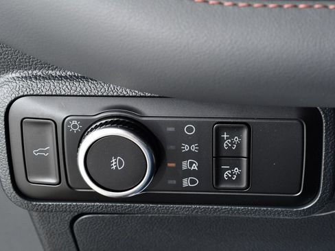 New 2026 Ford Explorer Active w/ Active Comfort Package image 32