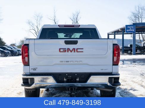 Used 2025 GMC Sierra 1500 SLT image 5