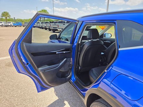 Used 2022 Kia Seltos S FWD image 13