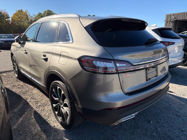 Used 2023 Lincoln Nautilus Reserve w/ Equipment Group 201A AWD/4WD image 4