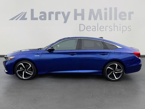 Used 2022 Honda Accord Sport image 3