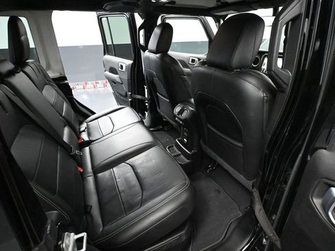 Used 2023 Jeep Wrangler Unlimited Sahara w/ Cold Weather Group image 43