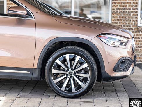 Used 2021 Mercedes-Benz GLA 250 w/ Premium Package image 32