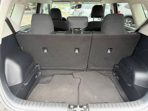 Used 2024 Kia Soul LX w/ Option Group 015 FWD image 7