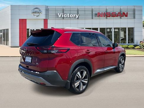 Used 2023 Nissan Rogue SL w/ SL Premium Package FWD image 3