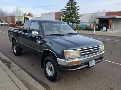 Used 1996 Toyota T100 SR5 image 3