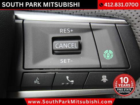 New 2025 Mitsubishi Outlander SE image 28