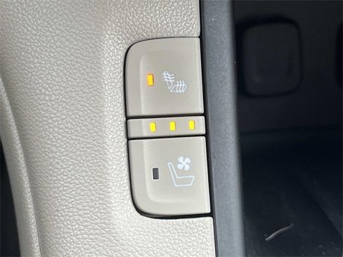 Used 2019 GMC Acadia Denali image 41