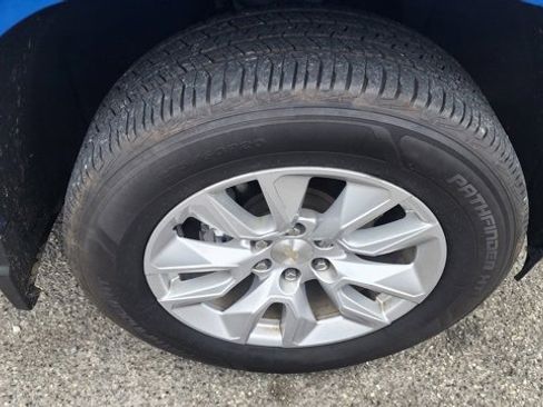 Used 2022 Chevrolet Silverado 1500 Custom image 17